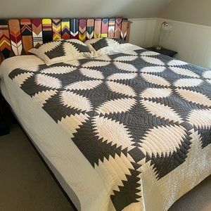 Martha Stewart Collection Windmill Artisan King comforter and 2 standard shams.